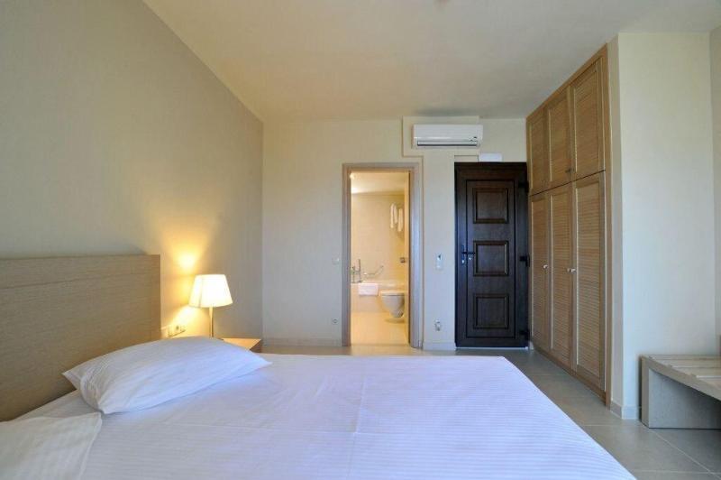 Porto Plaza Hotel Agios Ioannis Kaspaka Экстерьер фото