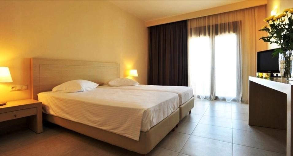 Porto Plaza Hotel Agios Ioannis Kaspaka Экстерьер фото