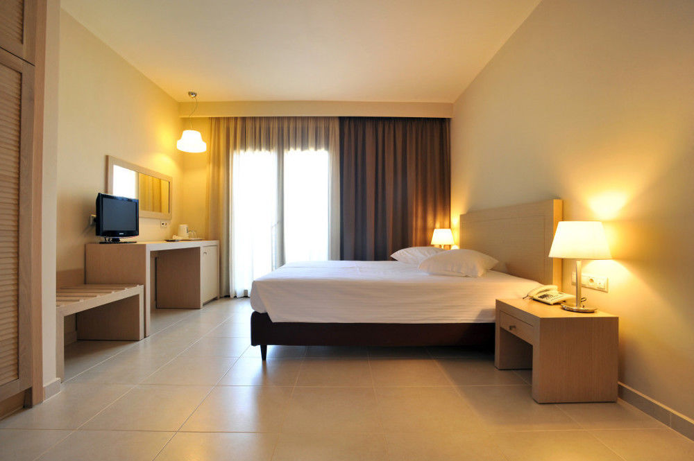 Porto Plaza Hotel Agios Ioannis Kaspaka Экстерьер фото